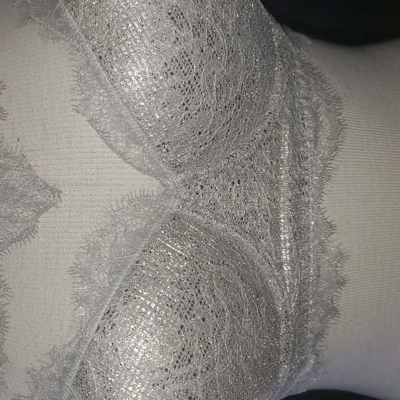 Victoria's Secret EUC Dream Angels High Neck Chantilly Demi Bra 34DD/F75 - Picture 3 of 13